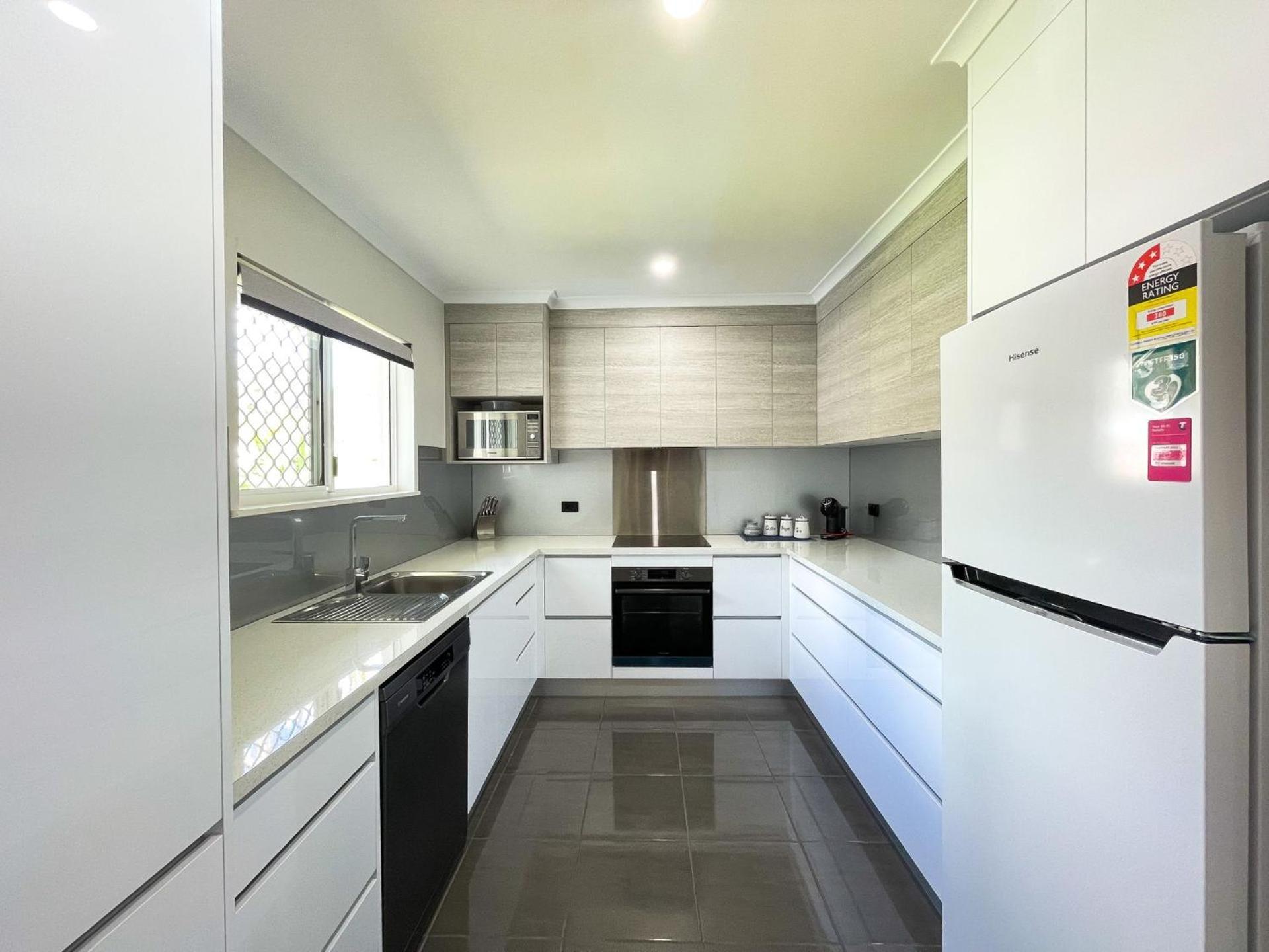 Beach House On Burrum- Close To Beach- 3Br- Wifi-Foxtel Woodgate Zewnętrze zdjęcie